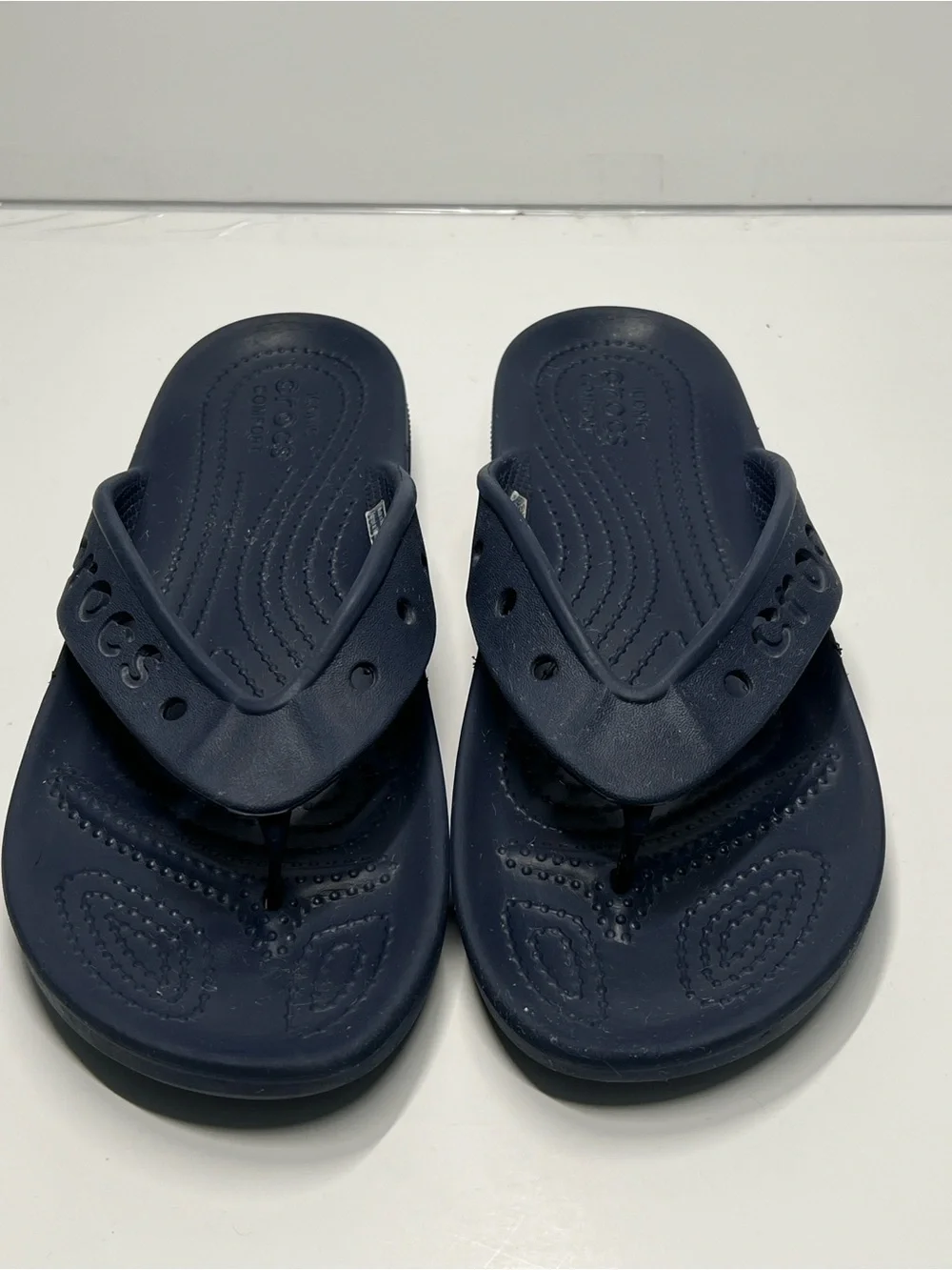 CROCS Men’s Size 6 Women’s Size 8 Navy Blue Waterproof Sandal Flip Flop